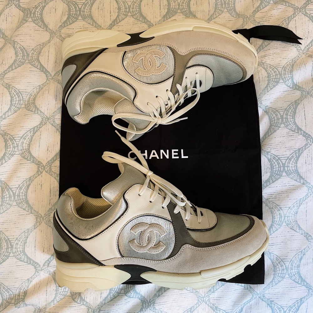 Chanel Sneakers size 42